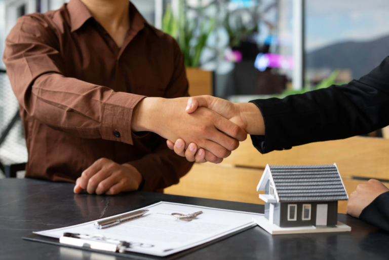 Why Mortgage Advisors Are Still Relevant in the Age of Online Applications WhyMortgageAdvisorsAreStillRelevantintheAgeofOnlineApplications